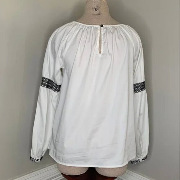 Elizabeth and James Peasant Top Blouse White Embroidered Smocked Sleeve Small - Picture 2 of 8
